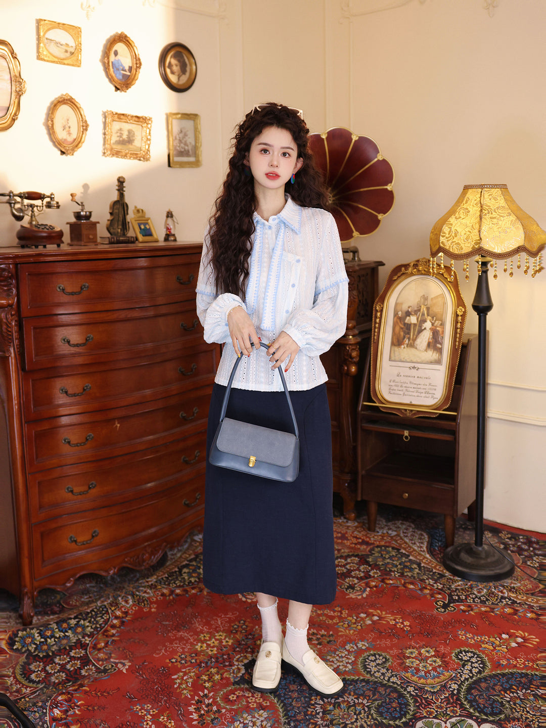 【Cloud Shadows &amp; Sky Light】Early-Spring Pretty Tie-Strap Top, Women&