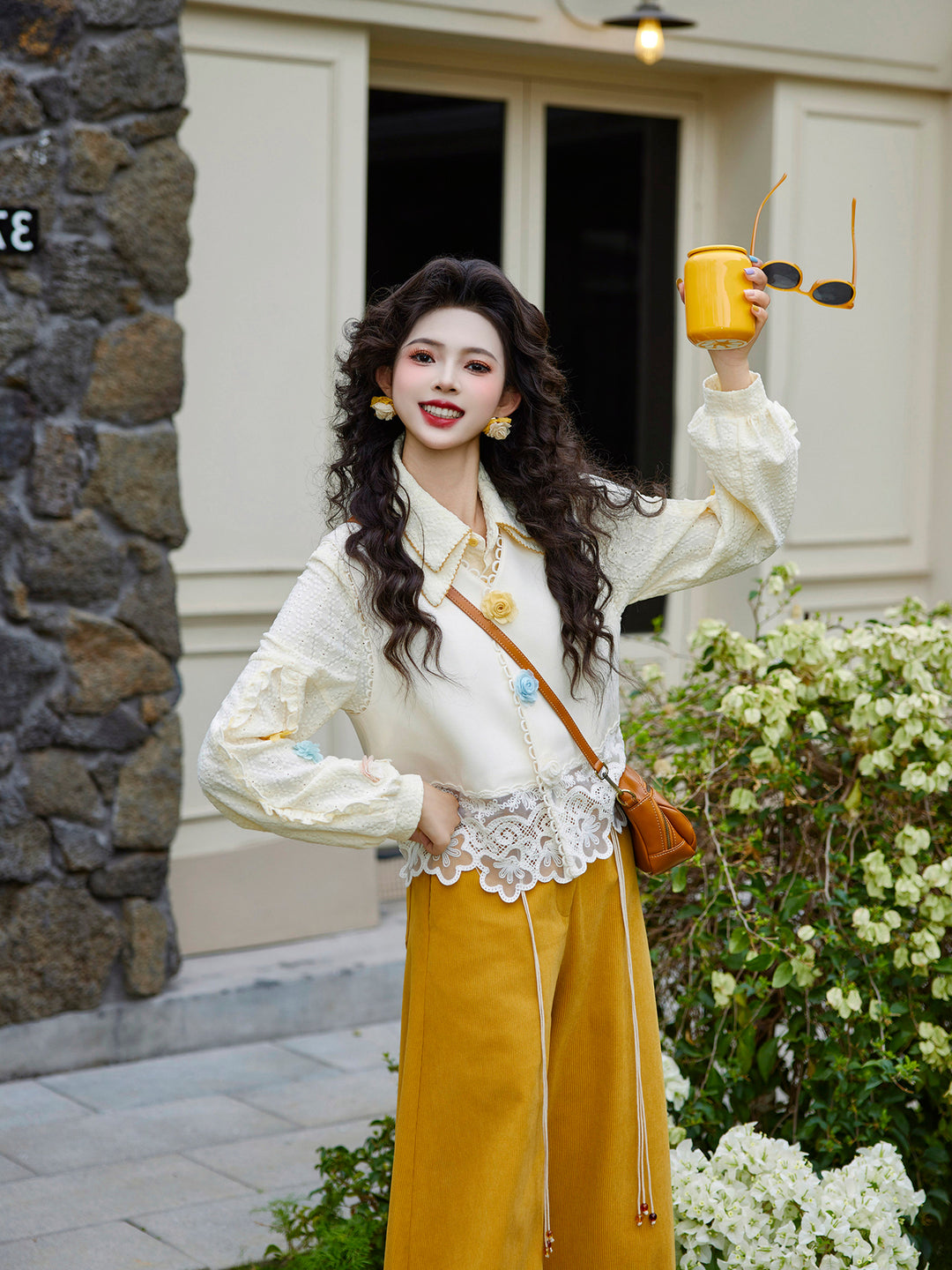 【Osmanthus Rice Cake】Vintage Hong Kong Style Lace Spliced Vest Spring Sleeveless Waistcoat KK0726694