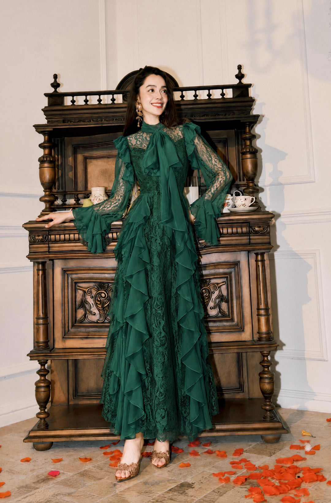 【Manor Lace】High Neck Tie Bow Lace Maxi Dress S030